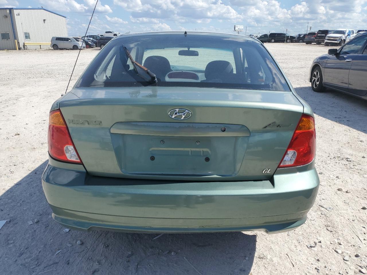 KMHCG35C33U239855 2003 Hyundai Accent Gl