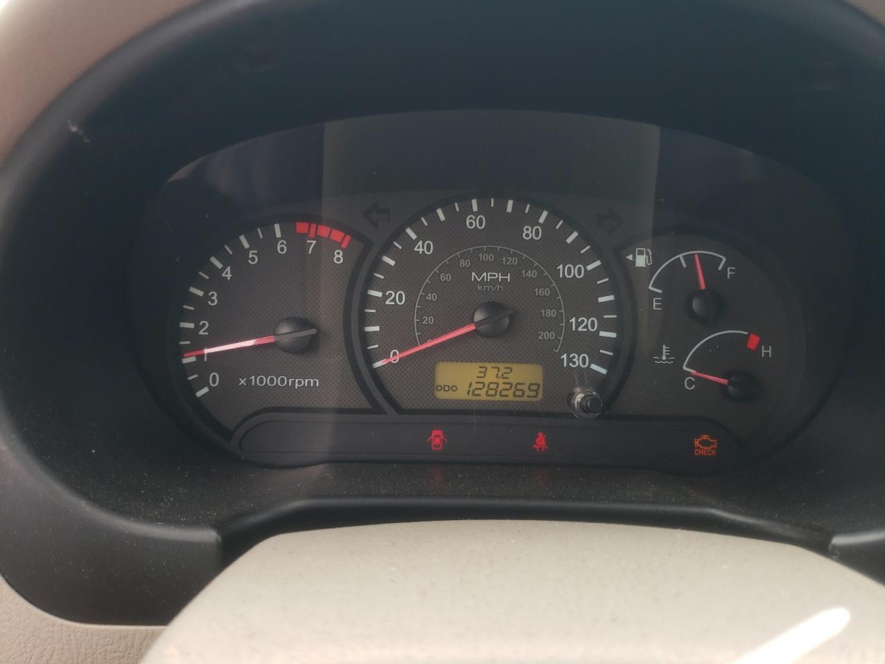 KMHCG35C45U333374 2005 Hyundai Accent Gs