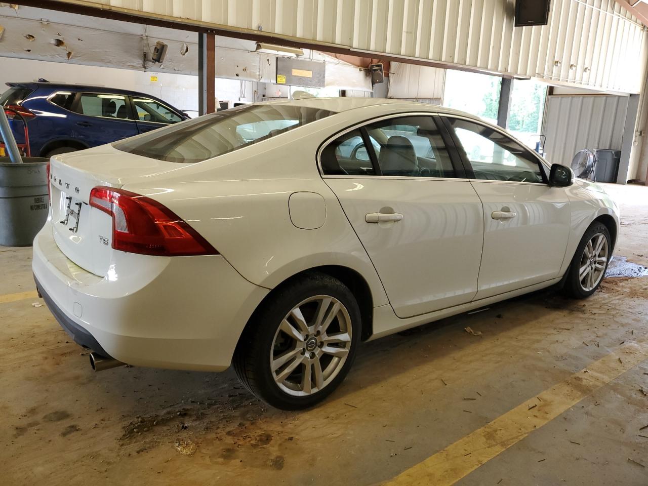 2012 Volvo S60 T5 vin: YV1622FS2C2038650