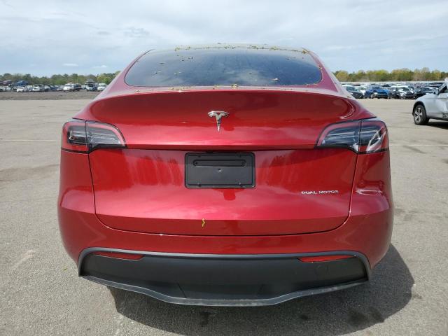 2024 Tesla Model Y VIN: 7SAYGDEE4RF040030 Lot: 54144404