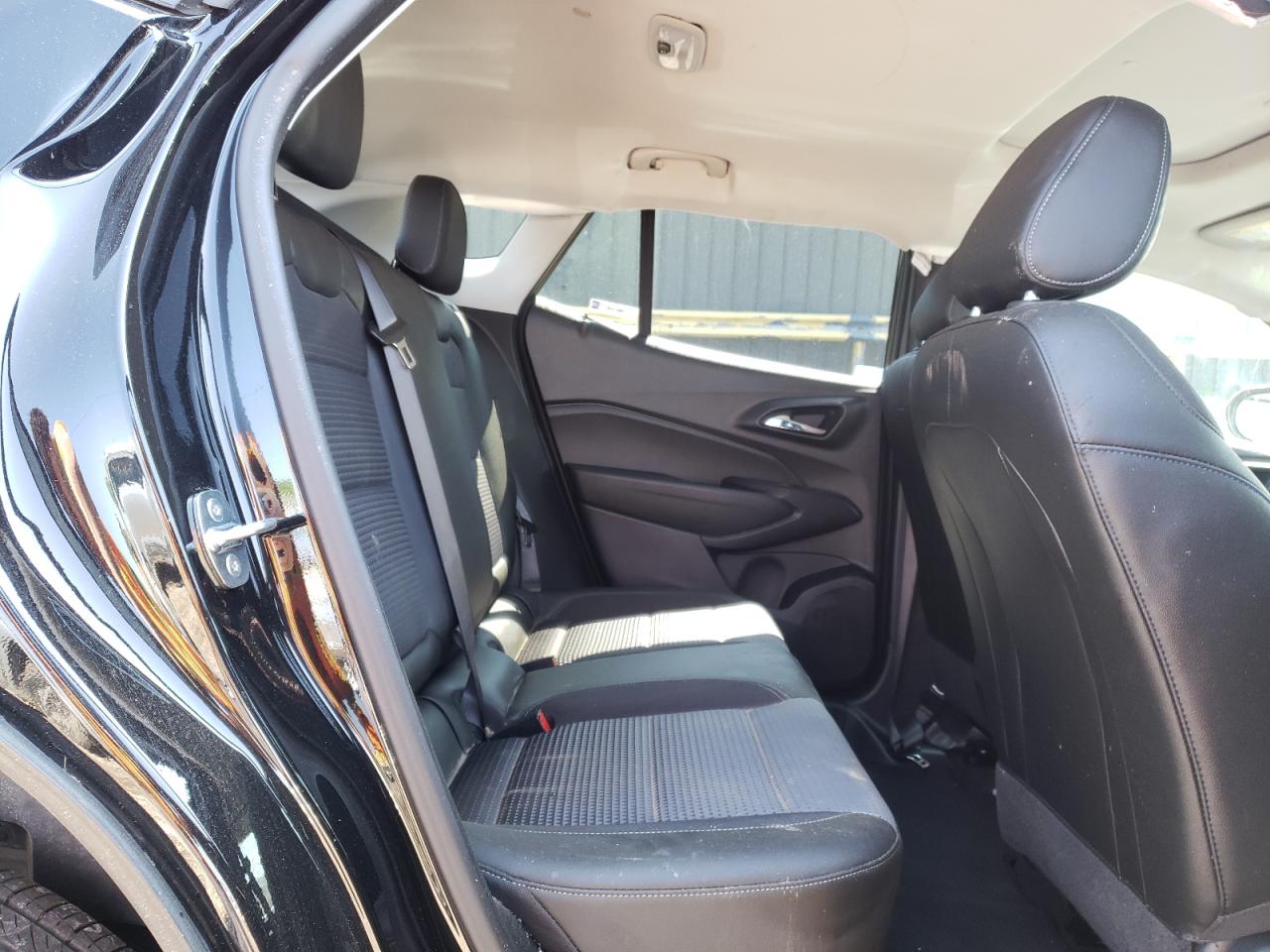 KL77LHE23RC041858 2024 Chevrolet Trax 1Lt