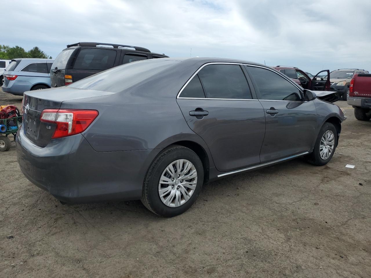 4T1BF1FKXEU851143 2014 Toyota Camry L