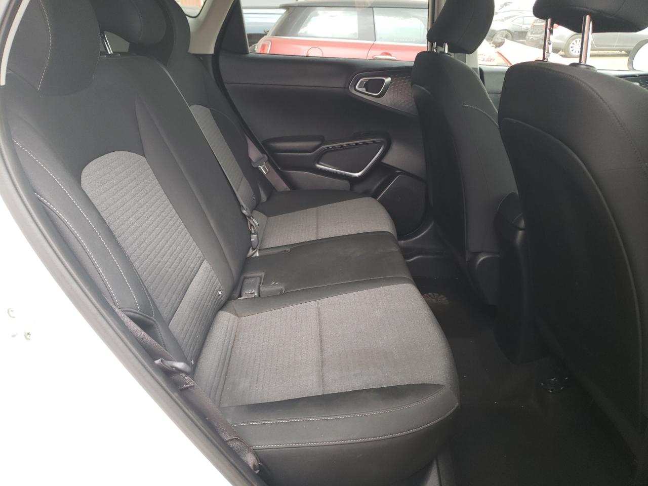 KNDJ23AU0L7018821 2020 Kia Soul Lx