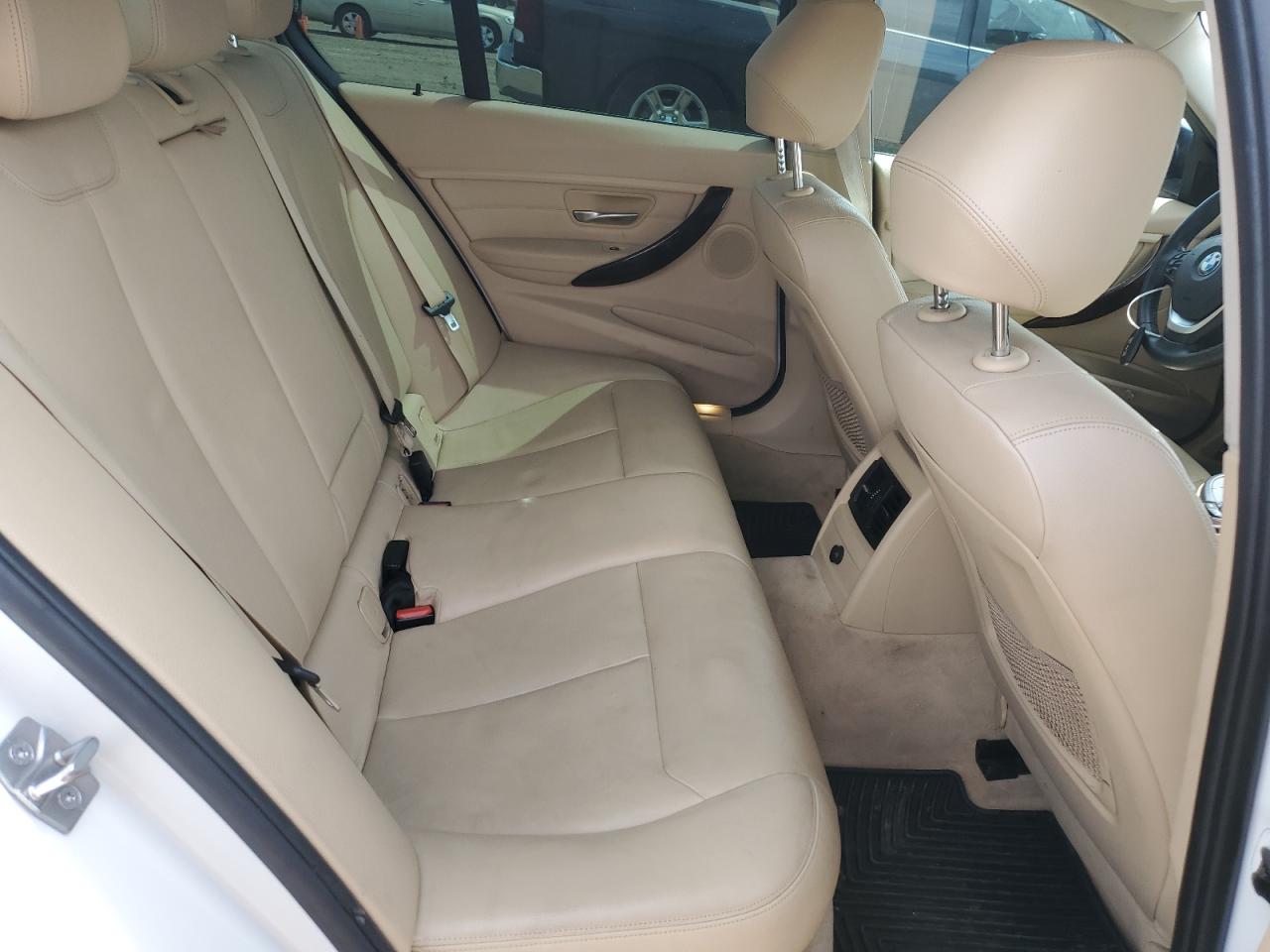 WBA3D3C56EK157308 2014 BMW 328 D