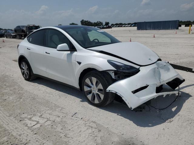 7SAYGDEE4PF891547 Tesla Model Y  4