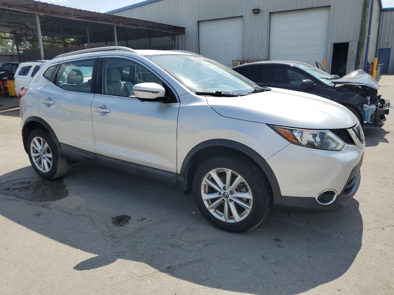 JN1BJ1CR4KW622688 2019 Nissan Rogue Sport S