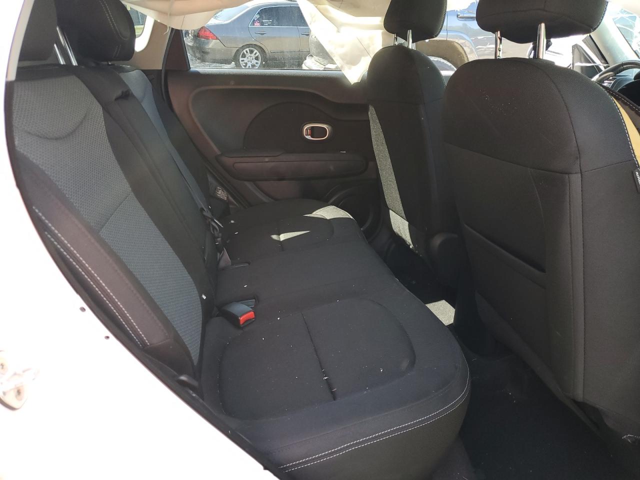 KNDJP3A56J7572842 2018 Kia Soul +