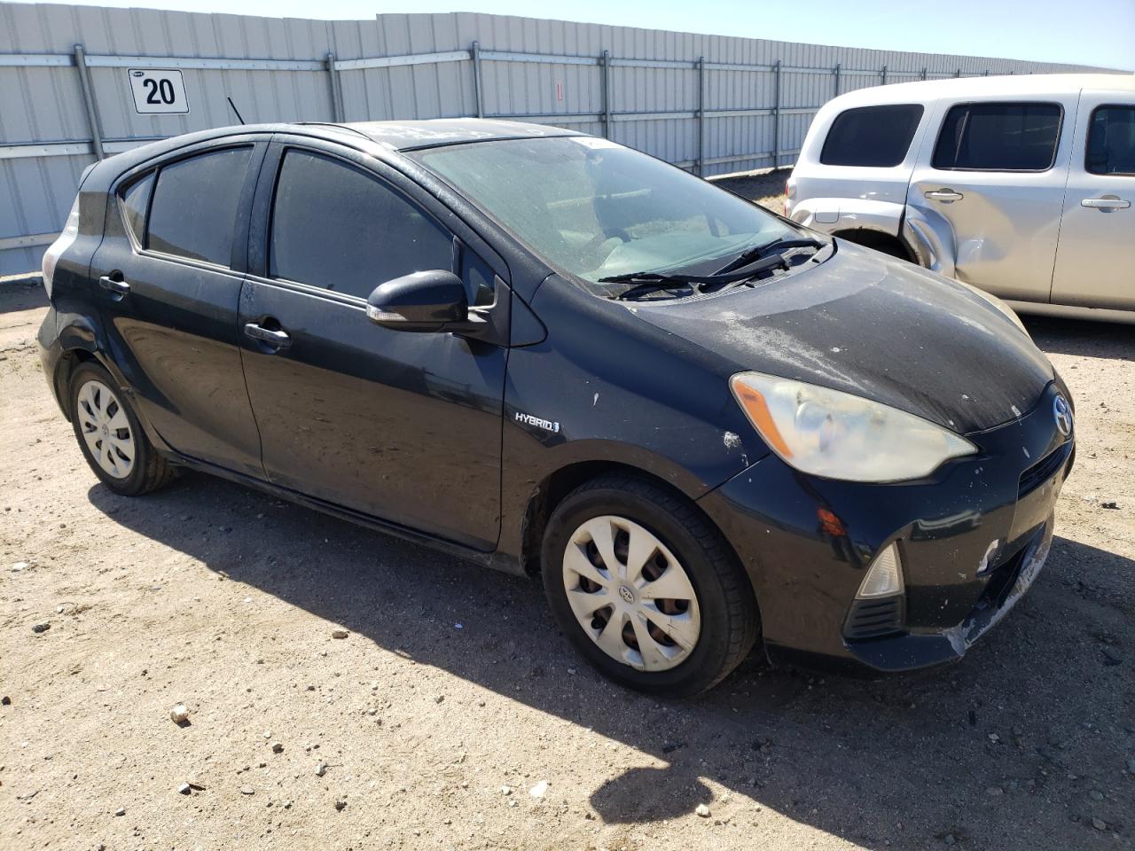 2013 Toyota Prius C vin: JTDKDTB3XD1531745