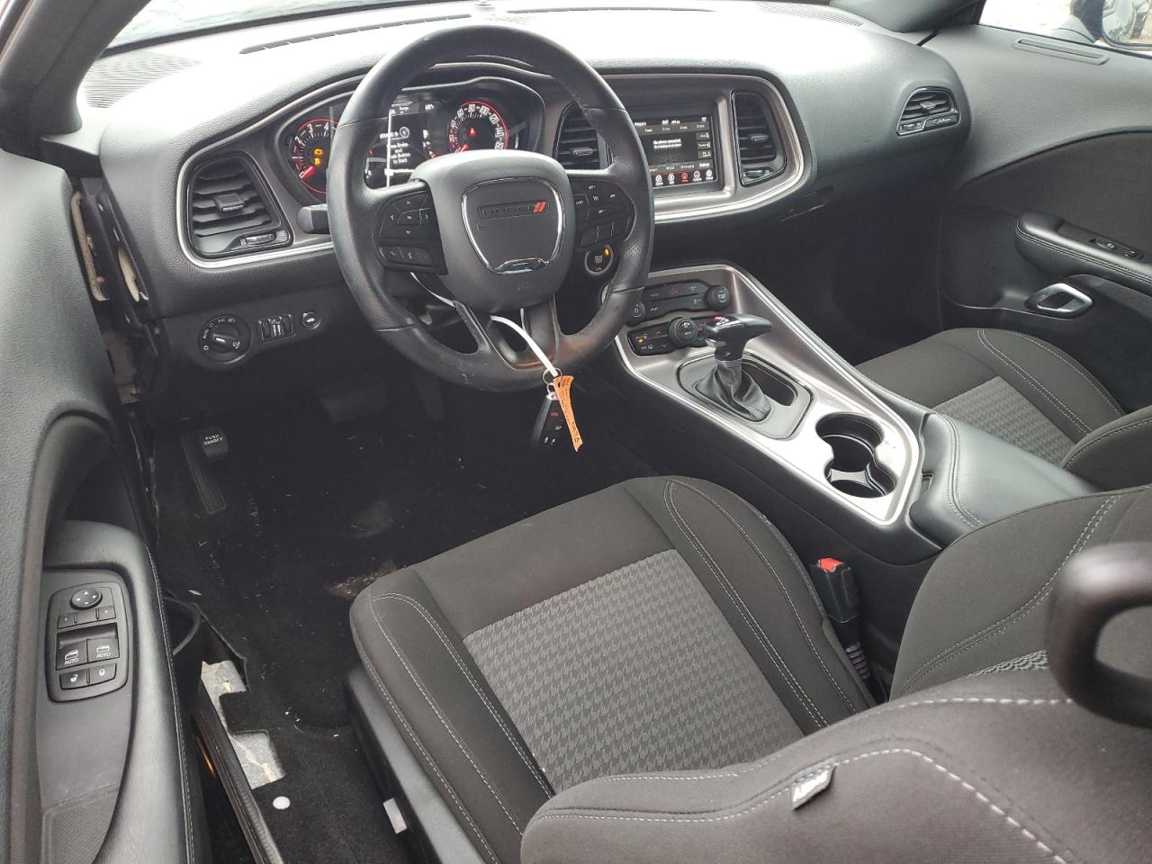 2C3CDZAG6NH140126 2022 Dodge Challenger Sxt