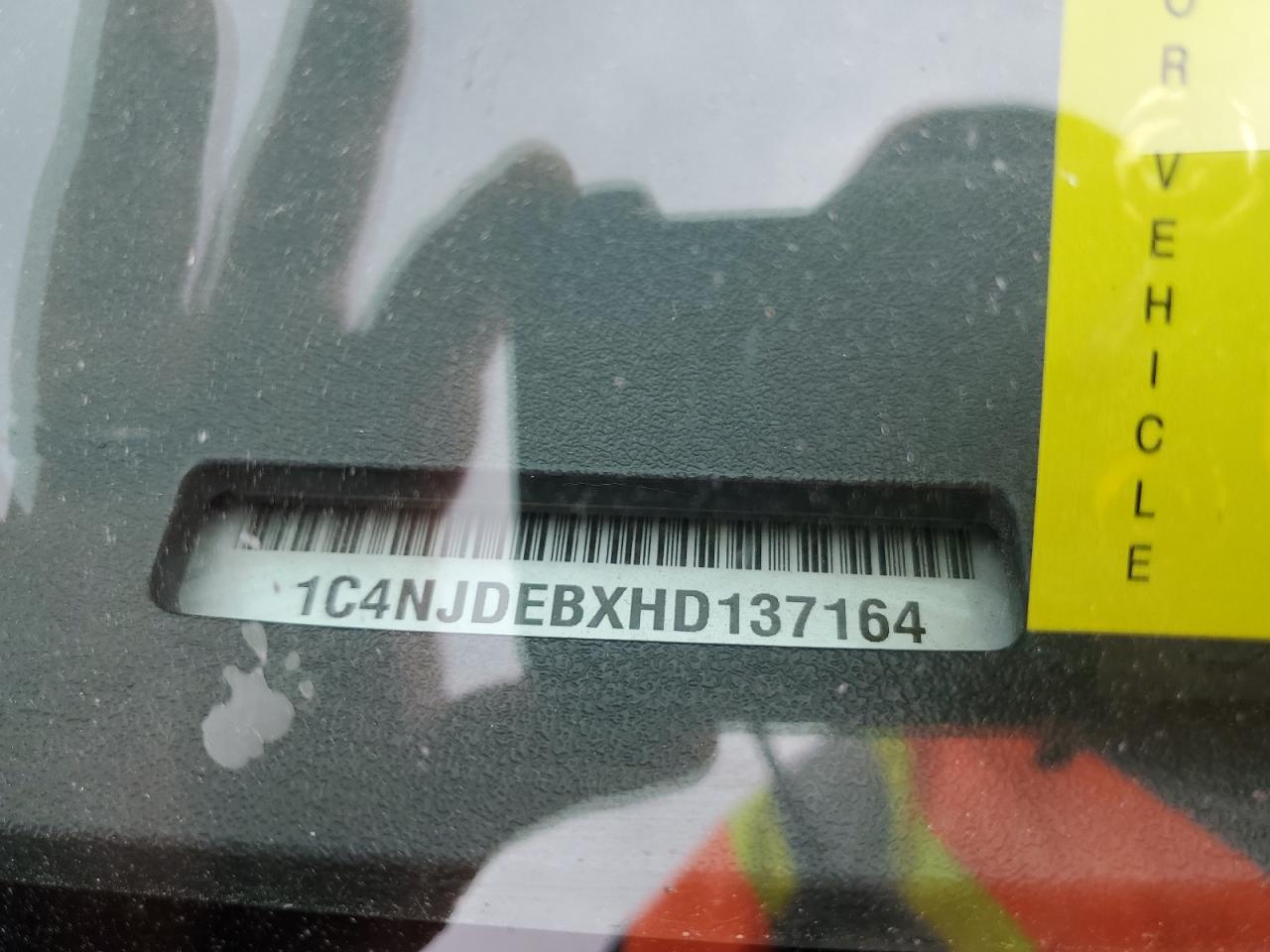 1C4NJDEBXHD137164 2017 Jeep Compass Latitude