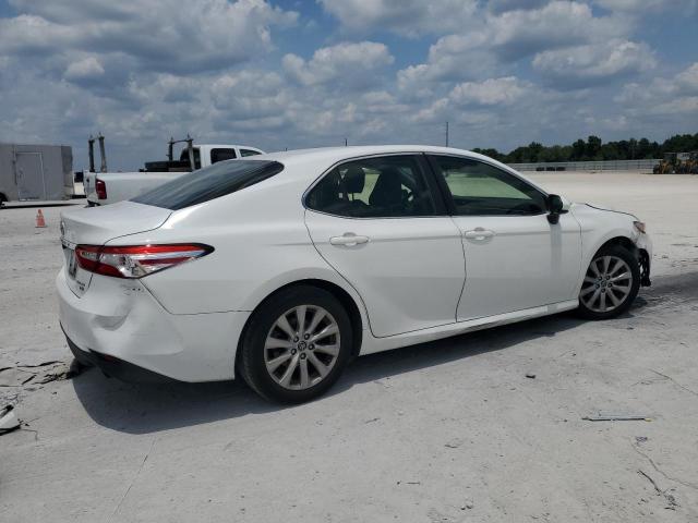 2018 Toyota Camry L VIN: JTNB11HK0J3002165 Lot: 54058214