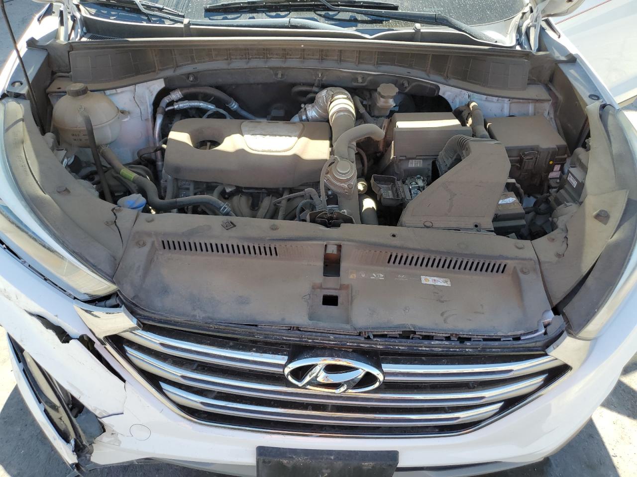 KM8J3CA23JU827865 2018 Hyundai Tucson Value