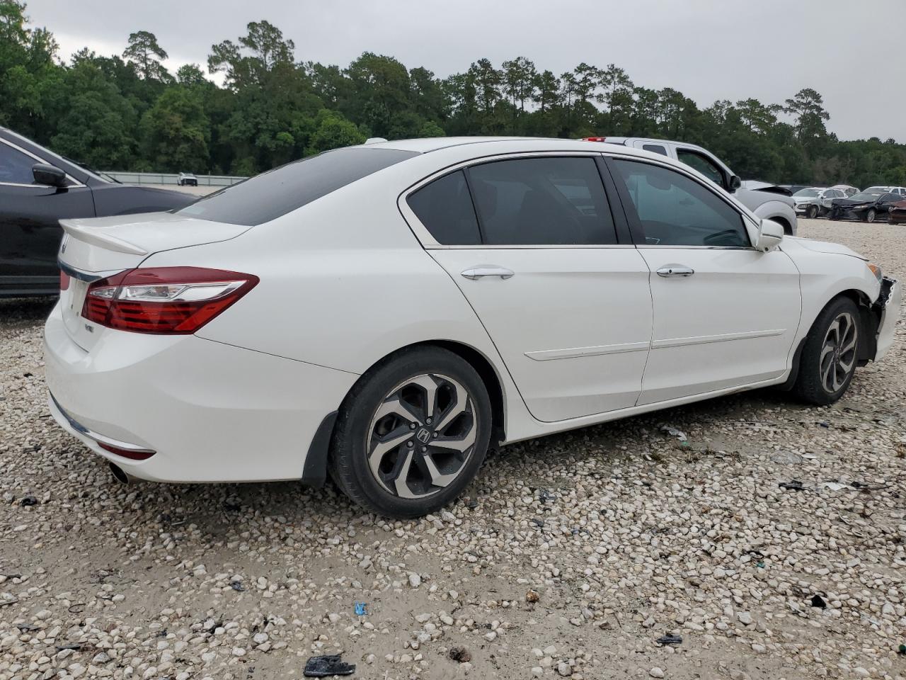 2016 Honda Accord Exl vin: 1HGCR3F85GA013687