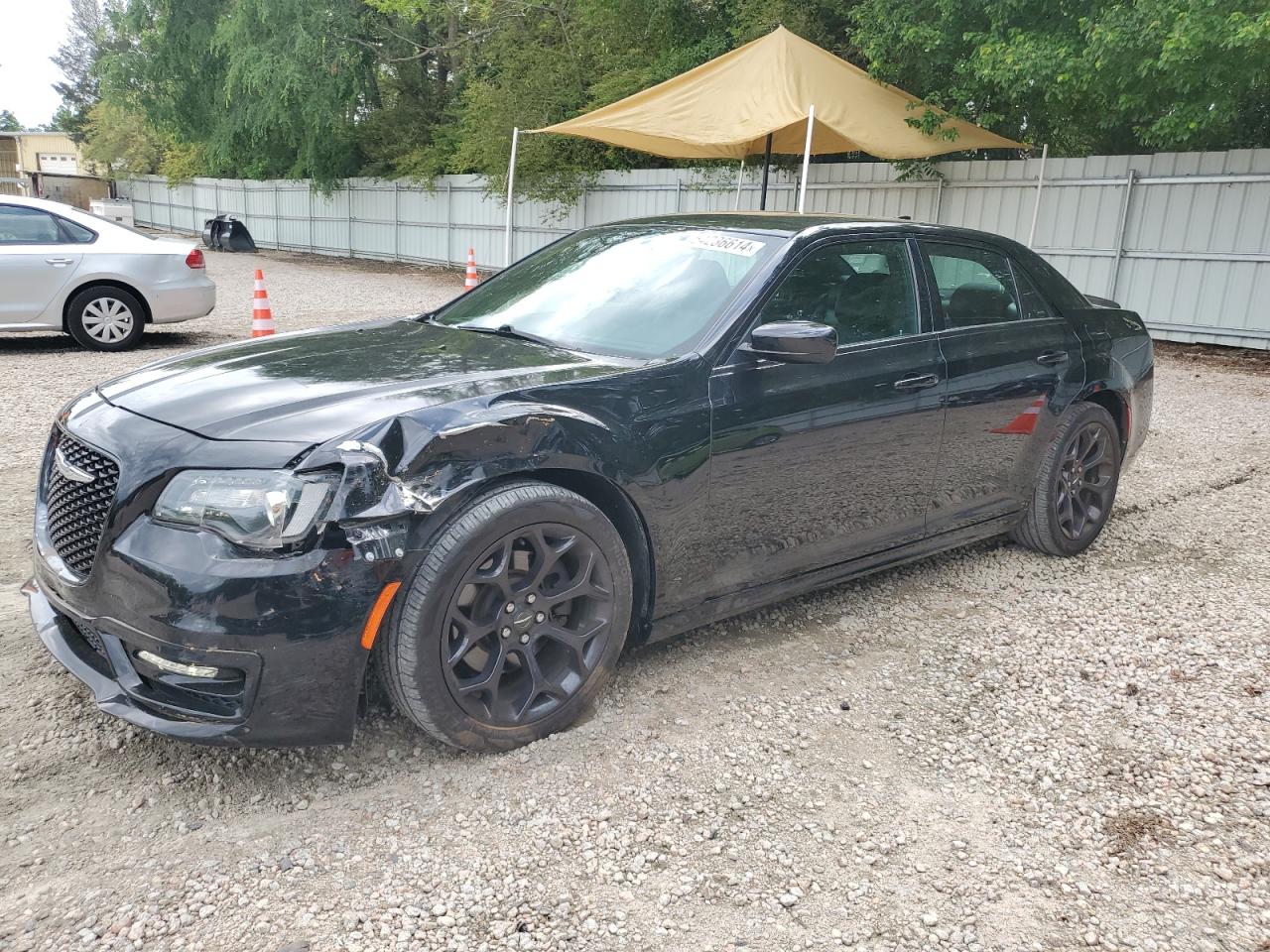 2C3CCABT8KH704886 2019 Chrysler 300 S