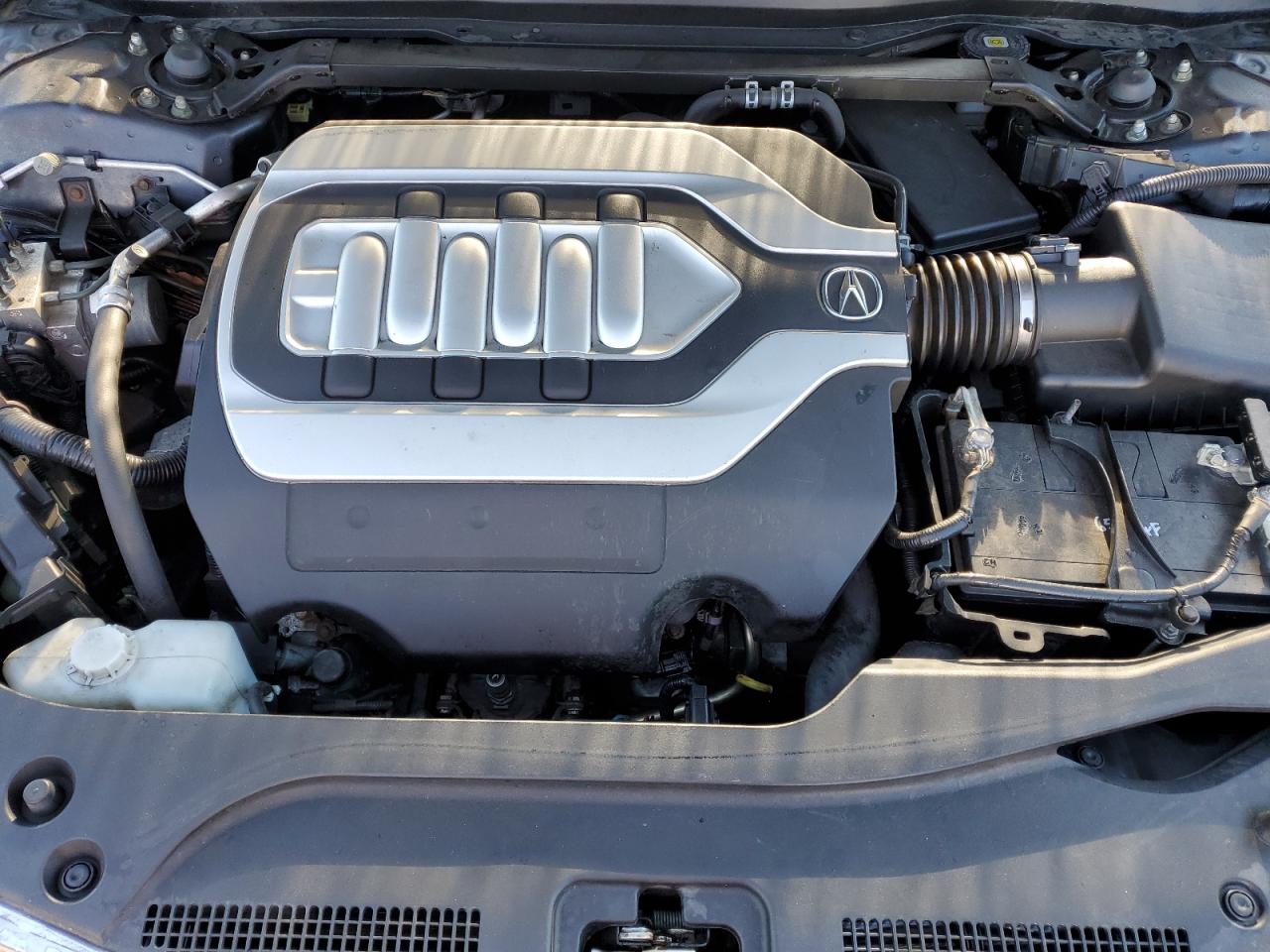 JH4KC1F57EC006925 2014 Acura Rlx Tech