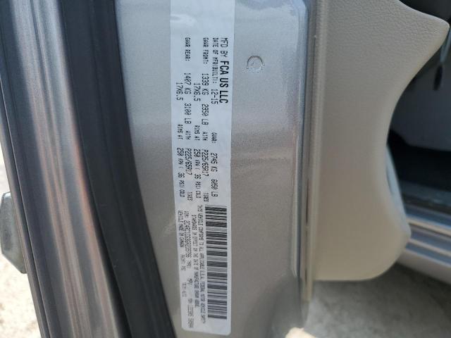 2016 CHRYSLER TOWN & COU - 2C4RC1CG3GR239796