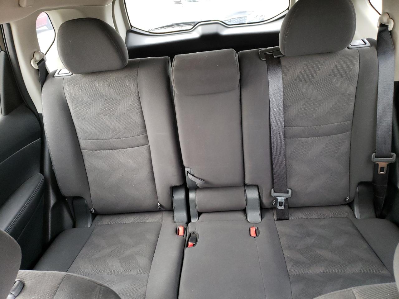 KNMAT2MV4GP665708 NISSAN ROGUE 2016