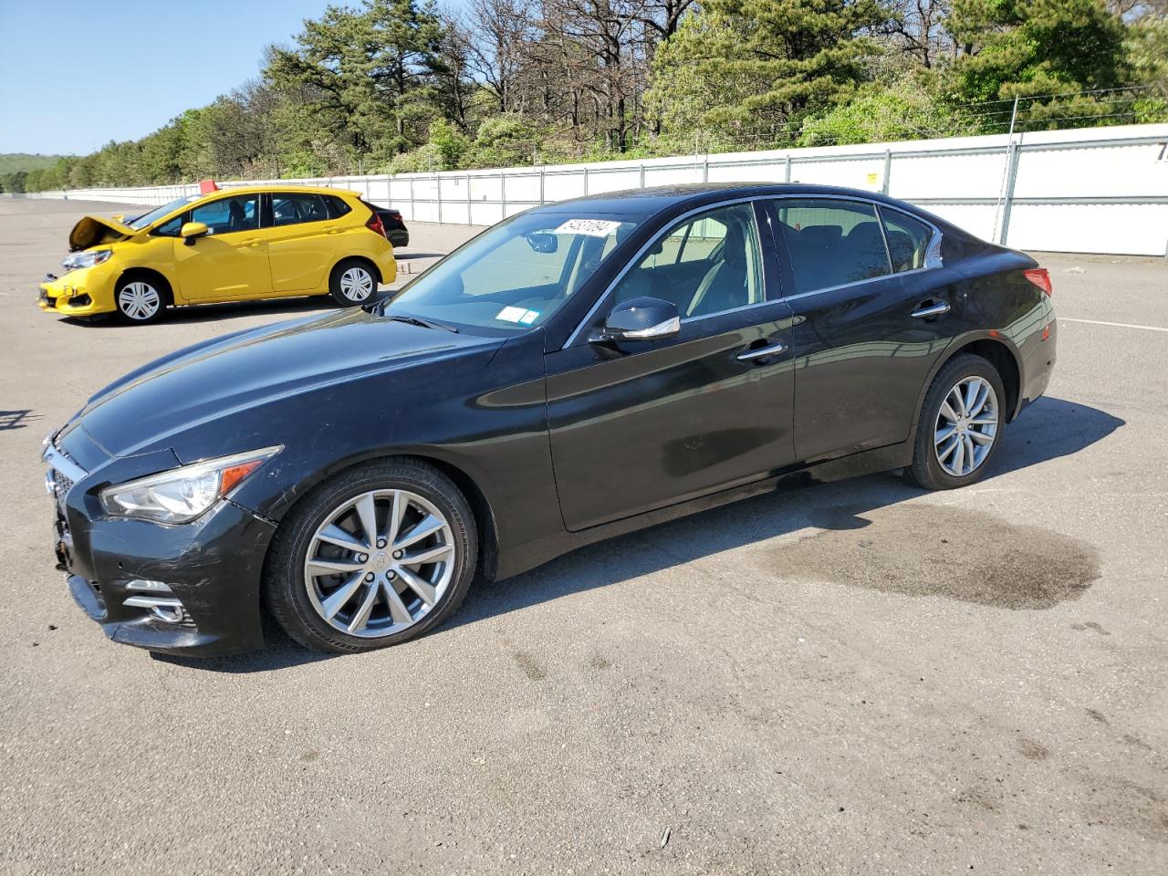 JN1EV7AR1GM345086 2016 Infiniti Q50 Premium