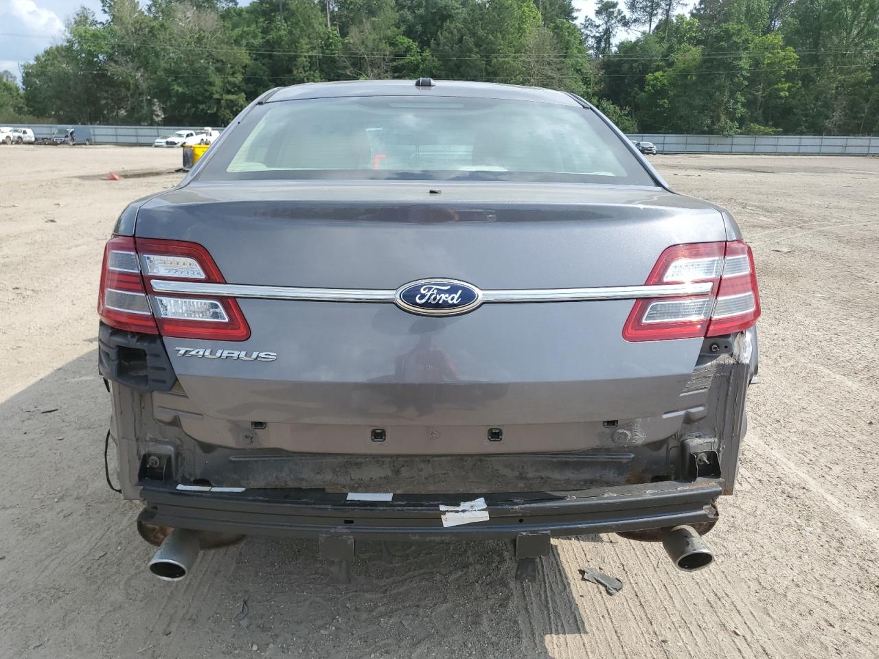 1FAHP2D88DG188893 2013 Ford Taurus Se