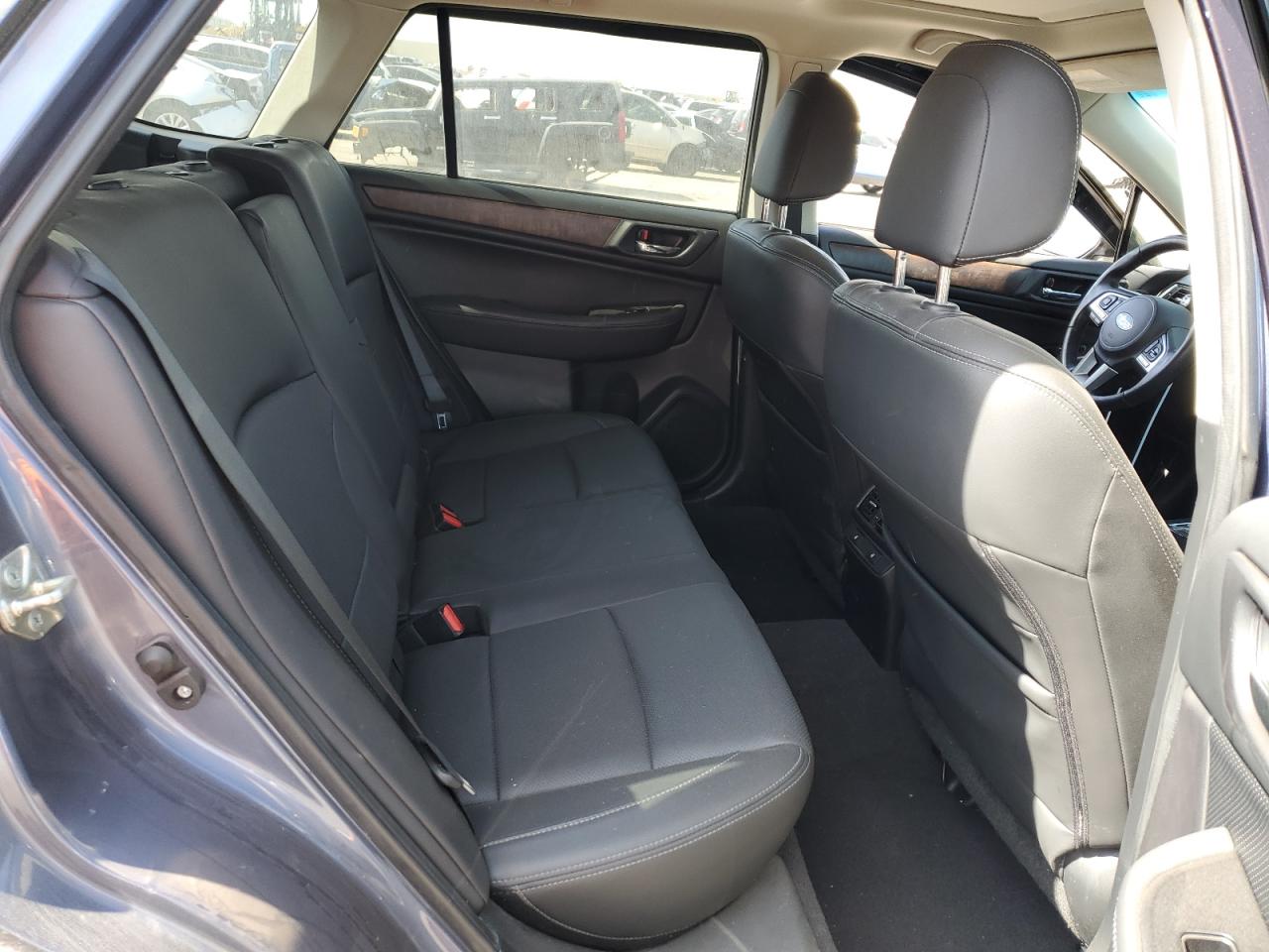 4S4BSALC0F3313969 2015 Subaru Outback 2.5I Limited
