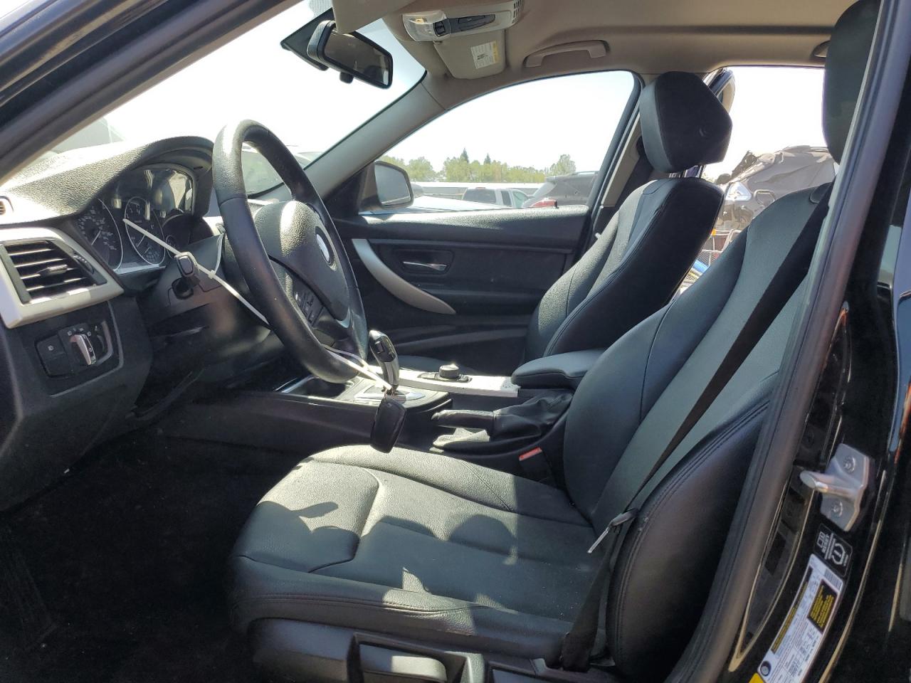 WBA3B1C58FP681476 2015 BMW 320 I