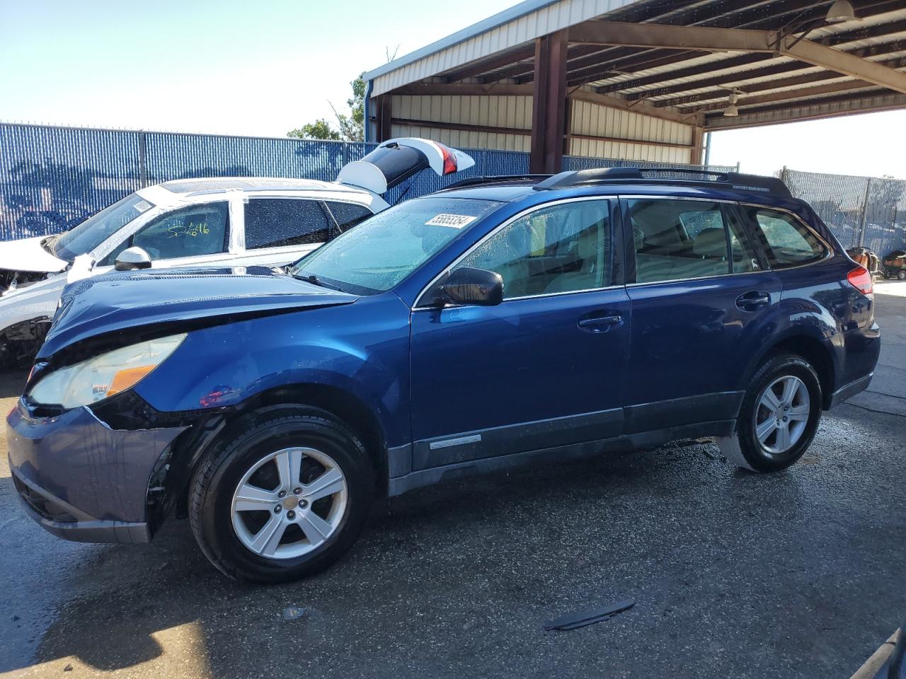 4S4BRBAC1B3335686 2011 Subaru Outback 2.5I