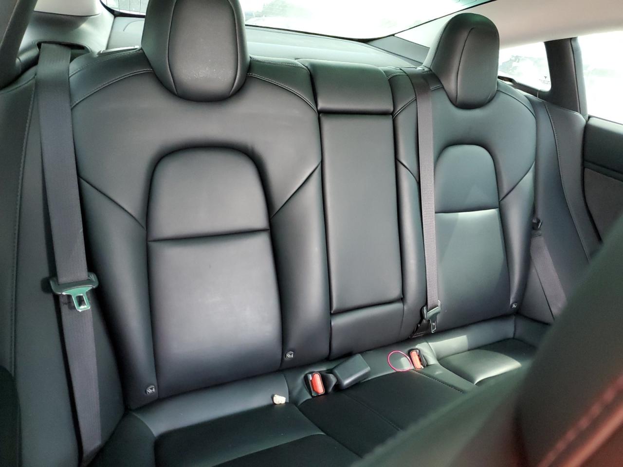 5YJ3E1EA1KF425107 2019 Tesla Model 3