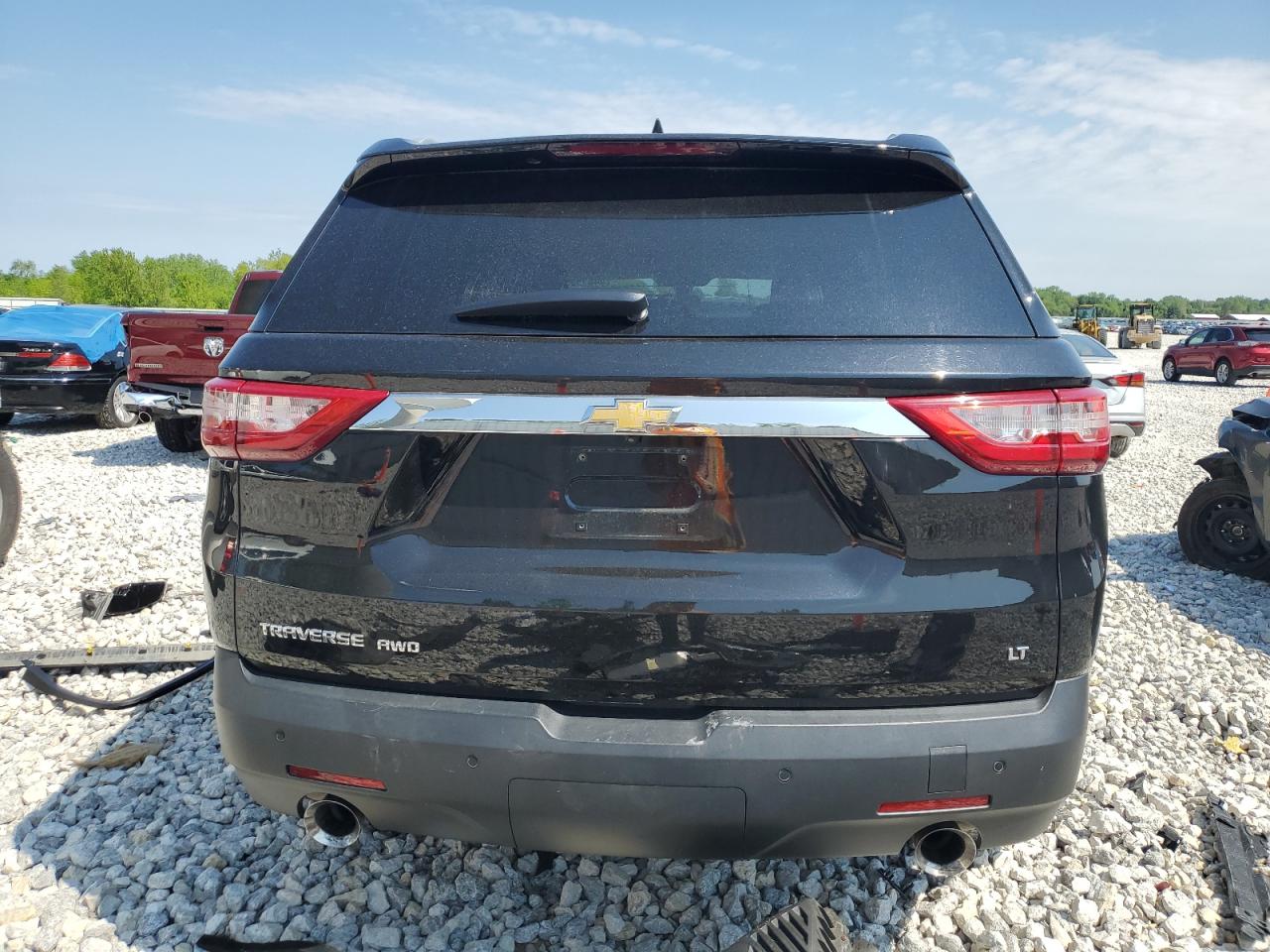 1GNEVGKW3JJ272479 2018 Chevrolet Traverse Lt