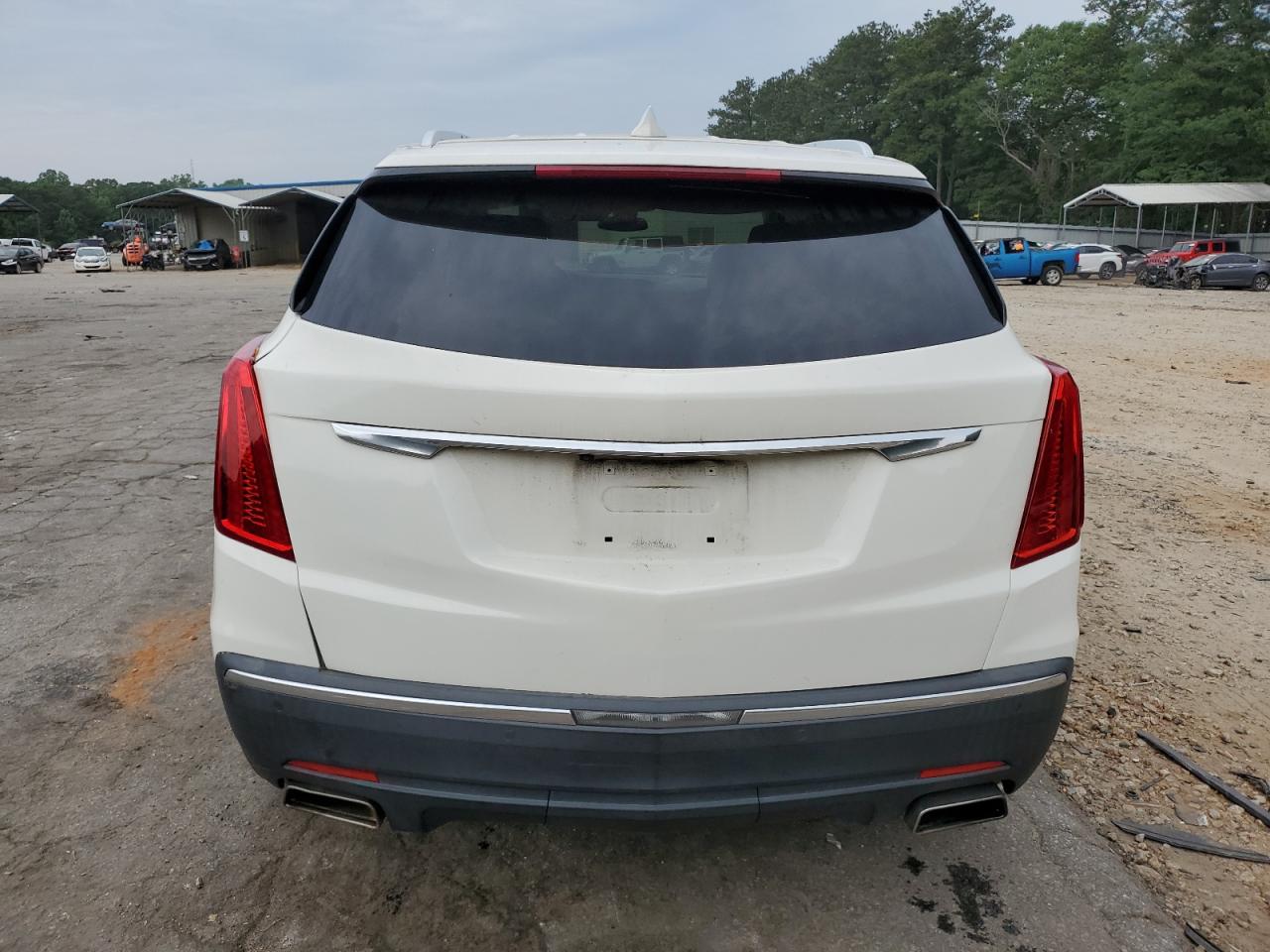 1GYKNBRSXHZ273121 2017 Cadillac Xt5 Luxury