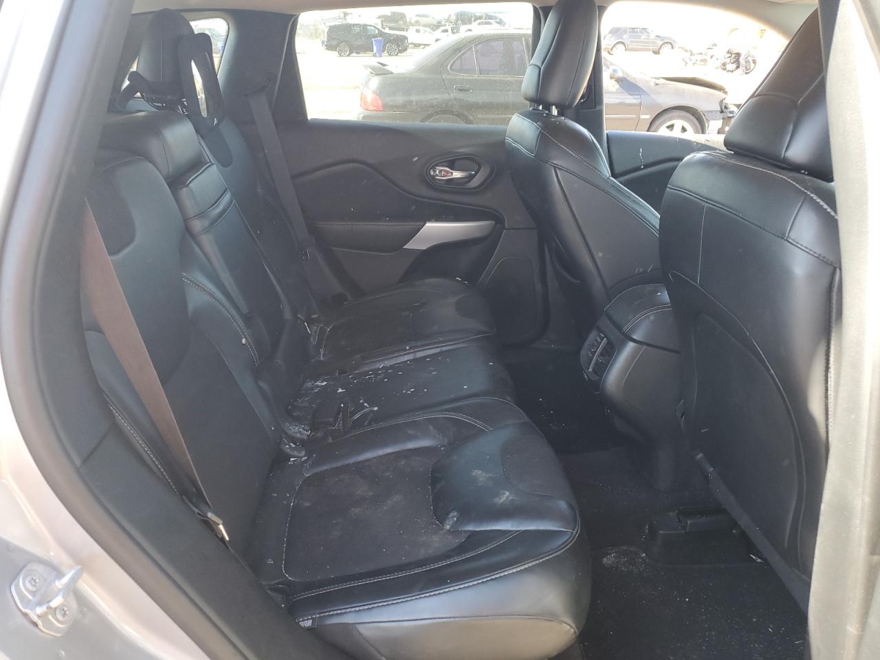 1C4PJMLB0JD564497 2018 Jeep Cherokee Latitude Plus