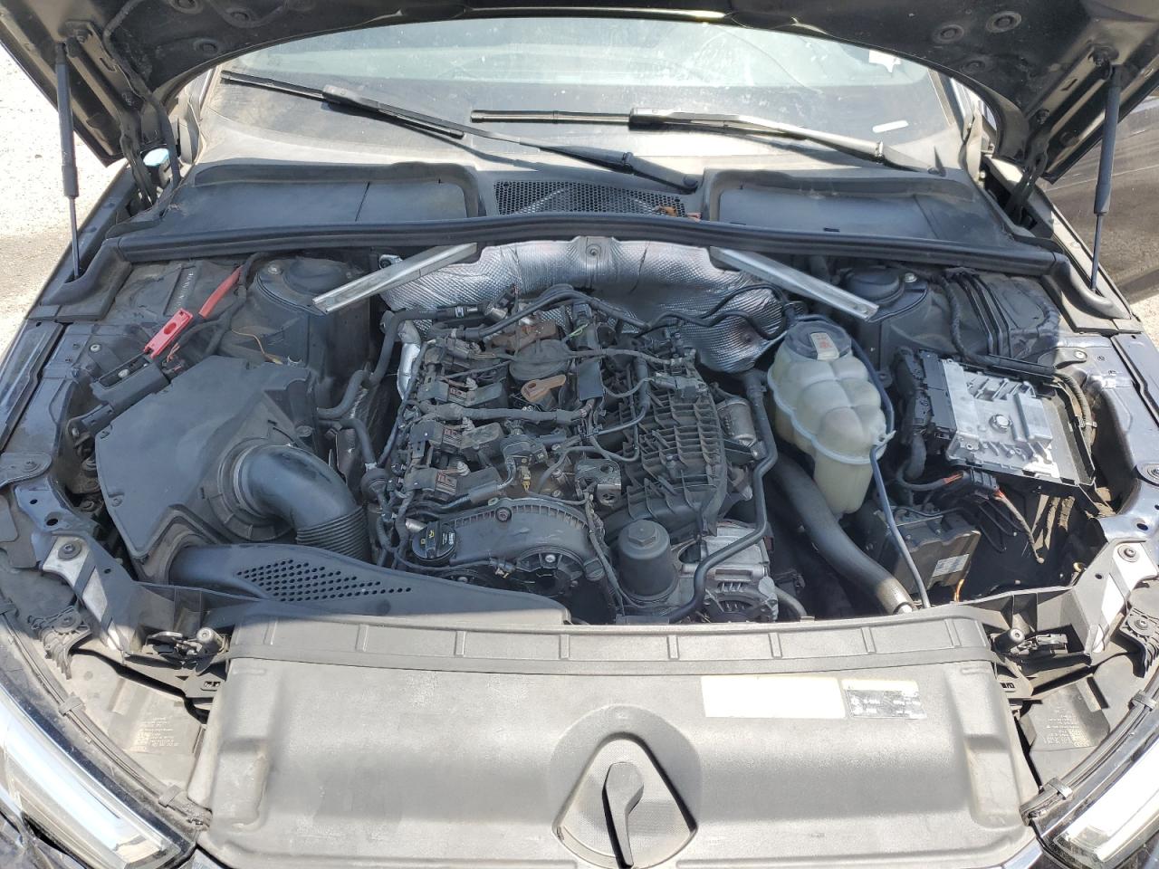 WAUENAF48HN031919 2017 Audi A4 Premium Plus