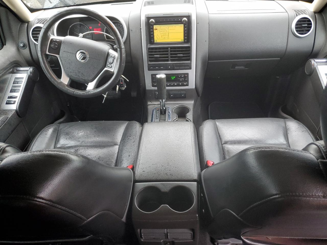 4M2EN4J81AUJ03998 2010 Mercury Mountaineer Premier