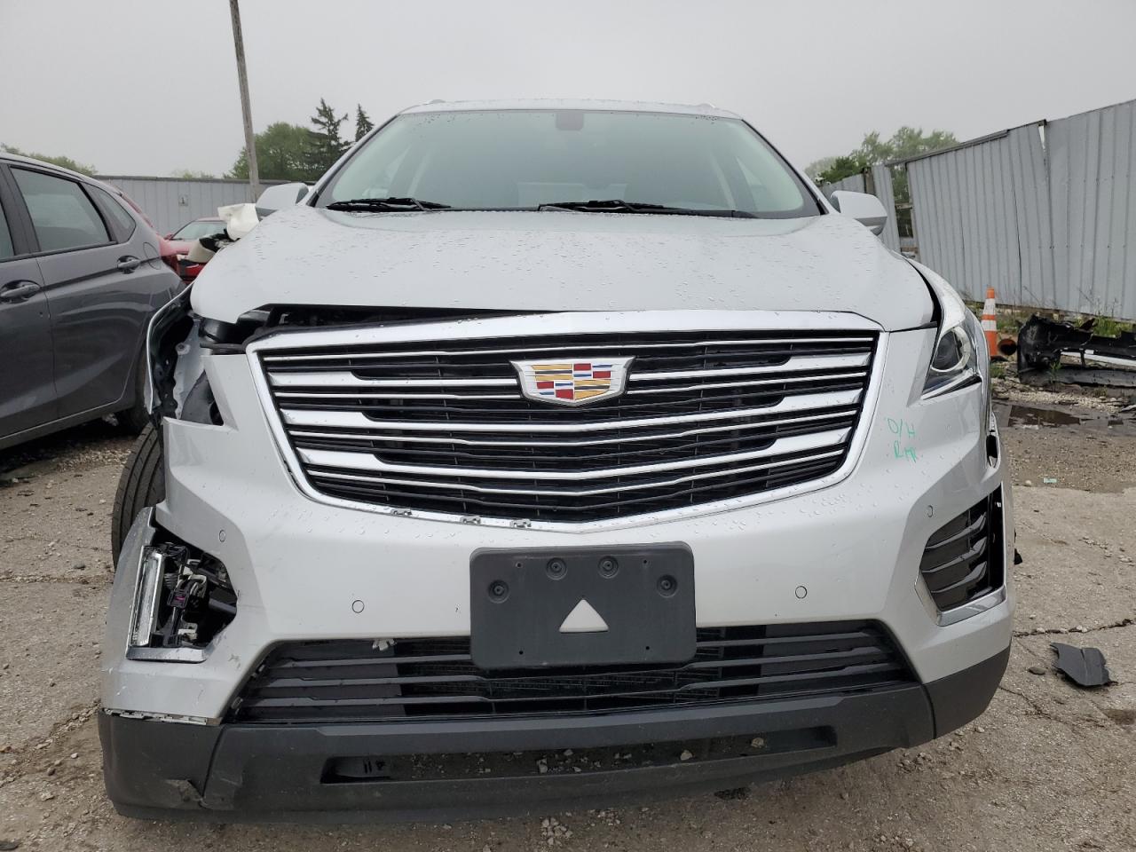 1GYKNBRSXHZ245741 2017 Cadillac Xt5 Luxury