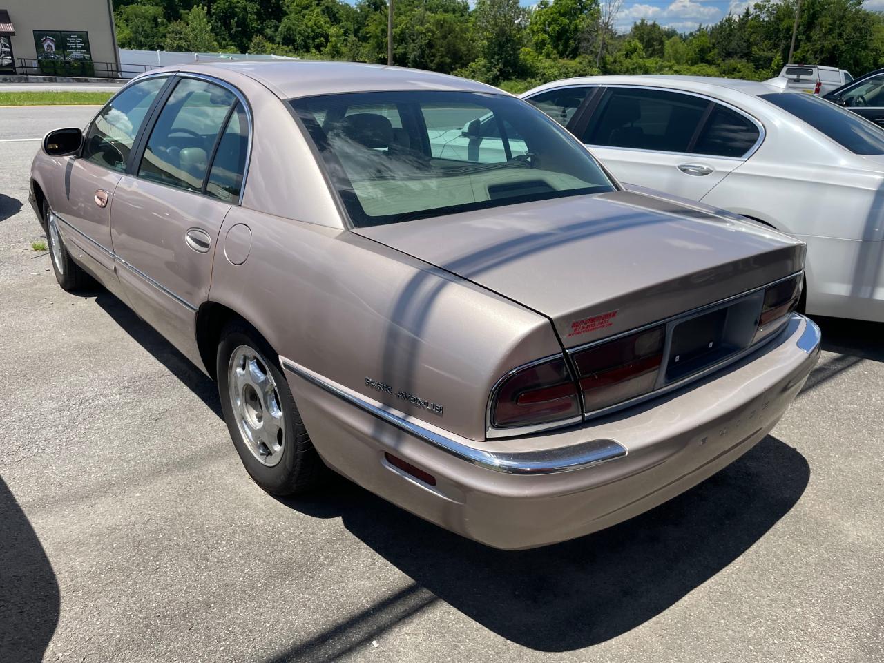 1G4CW52K2X4655220 1999 Buick Park Avenue