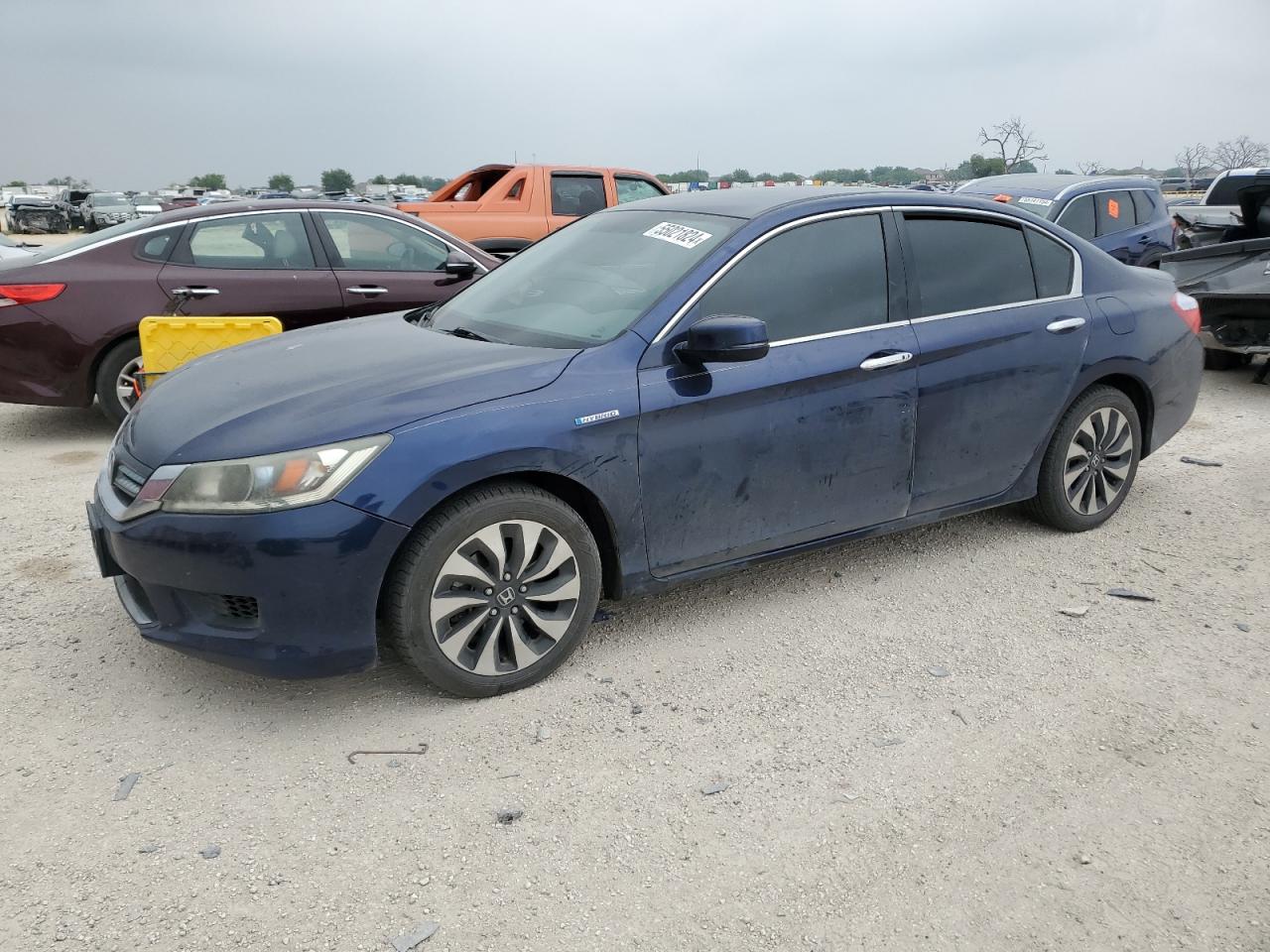 1HGCR6F32FA001601 2015 Honda Accord Hybrid