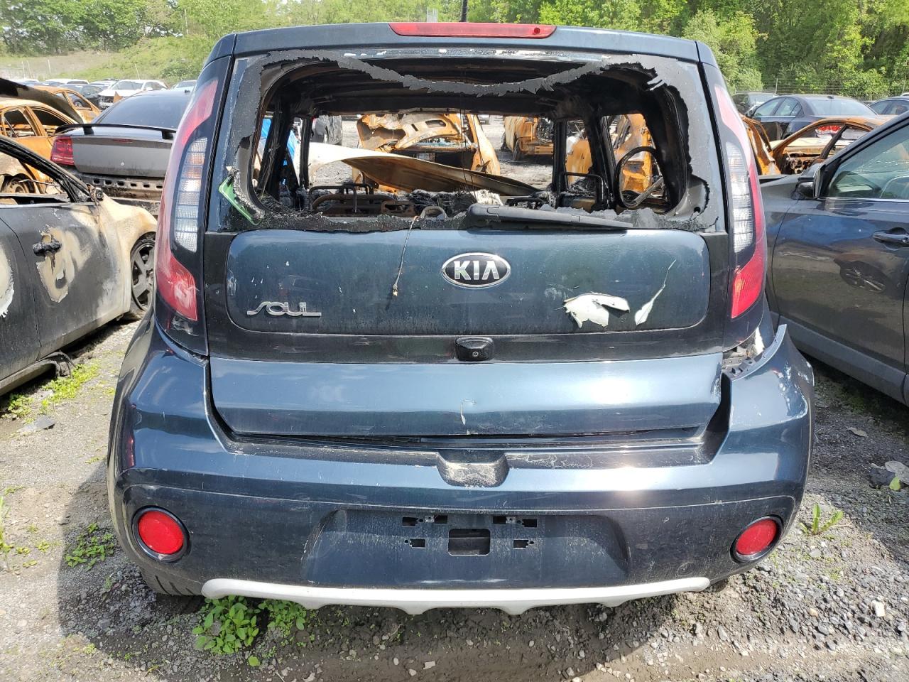 KNDJP3A55K7648360 2019 Kia Soul +