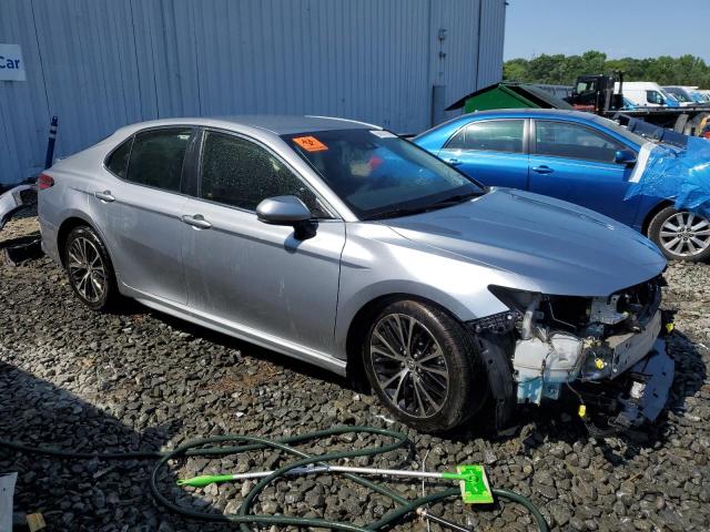 VIN JTNB11HK9J3012581 2018 Toyota Camry, L no.4