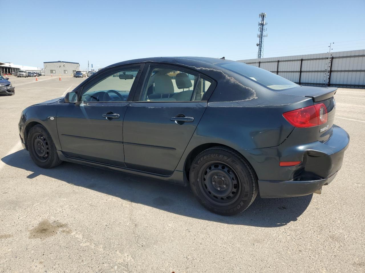 JM1BK12F951313544 2005 Mazda 3 I