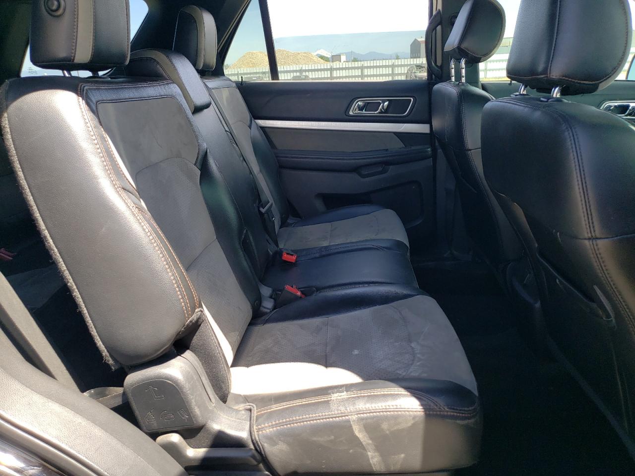 1FM5K7D88HGA02926 2017 Ford Explorer Xlt