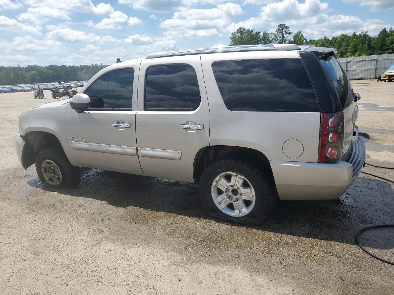 Lot #2902987711 2007 GMC YUKON DENA