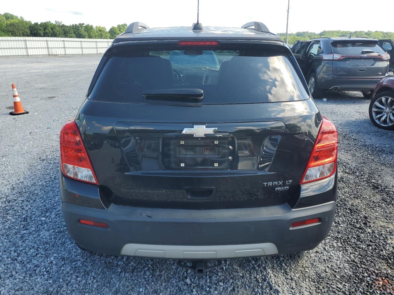 KL7CJRSB3FB064038 2015 Chevrolet Trax 1Lt