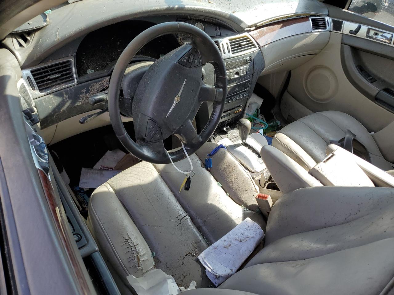 2C8GM68444R631972 2004 Chrysler Pacifica