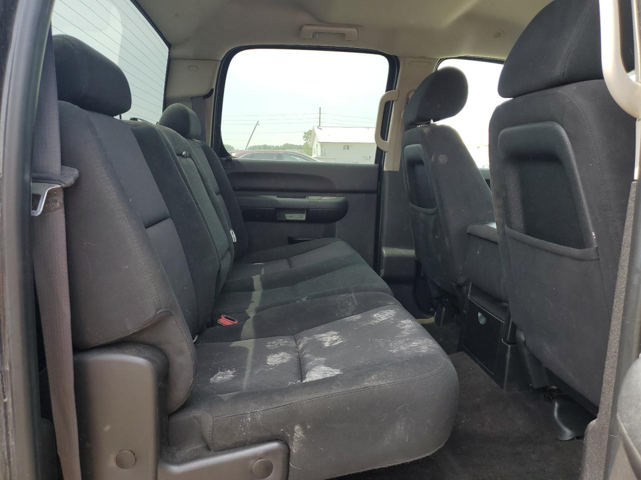 1GCPKSE31BF259796 2011 Chevrolet Silverado K1500 Lt