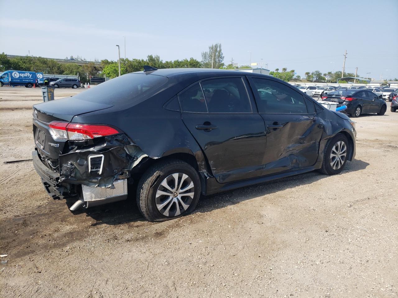 Lot #2599033649 2022 TOYOTA COROLLA LE