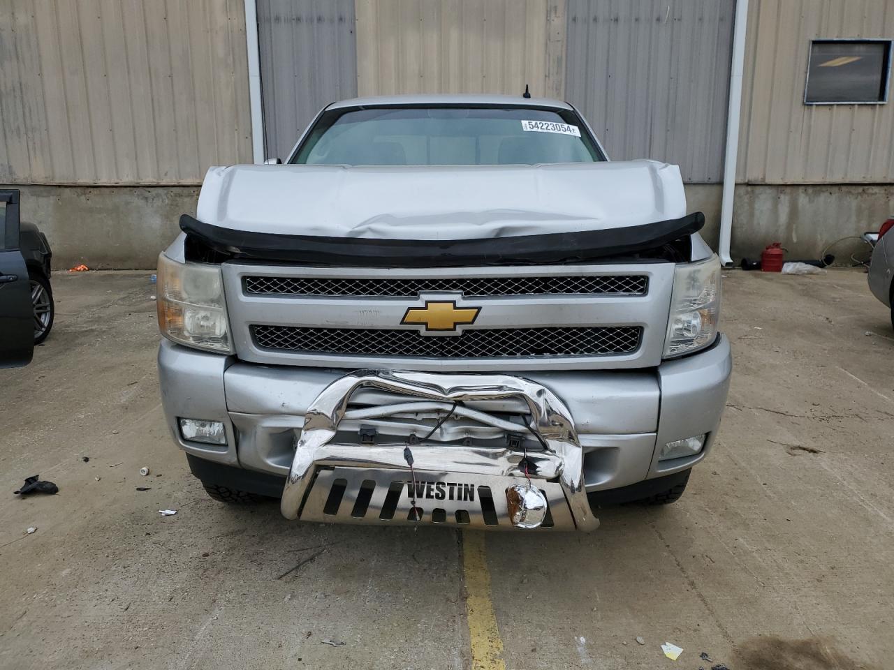 3GCPKSE31BG114157 2011 Chevrolet Silverado K1500 Lt