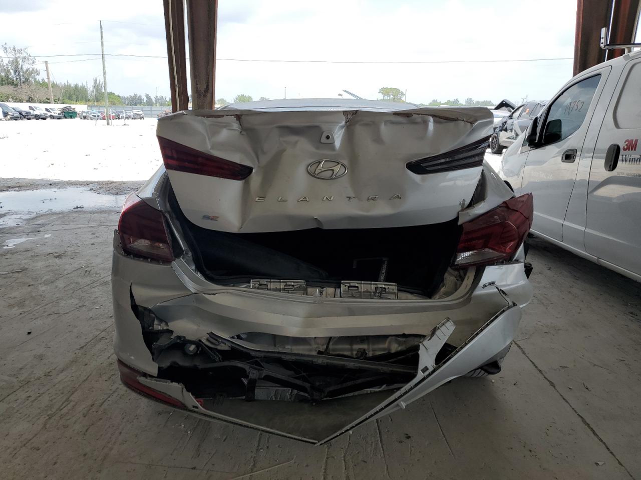 KMHD74LF8KU864113 2019 Hyundai Elantra Se