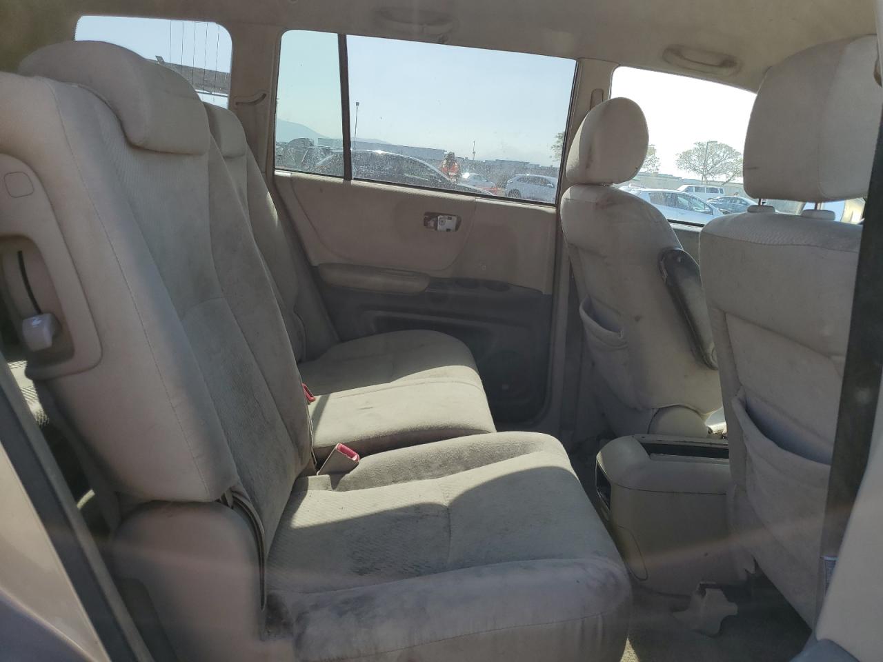 JTEDP21AX40026767 2004 Toyota Highlander Base