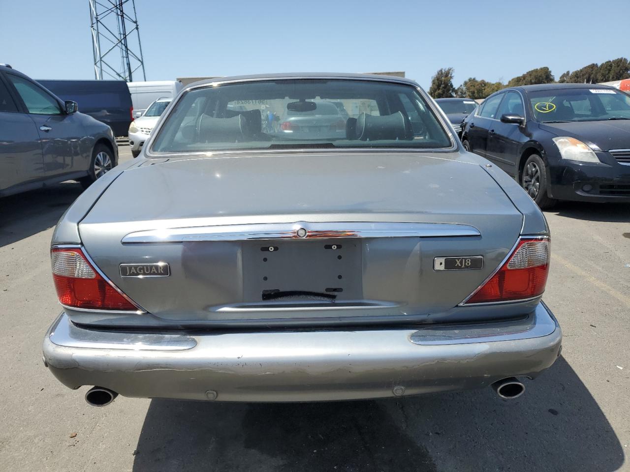 SAJDA14C12LF43355 2002 Jaguar Xj8