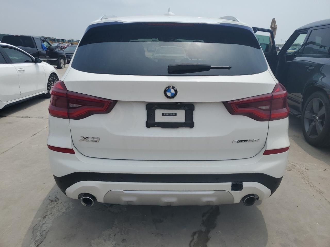 5UXTR7C57KLR39696 2019 BMW X3 Sdrive30I