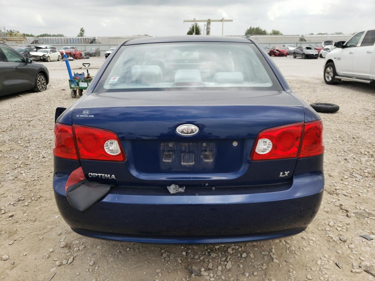 KNAGE123685243787 2008 Kia Optima Lx